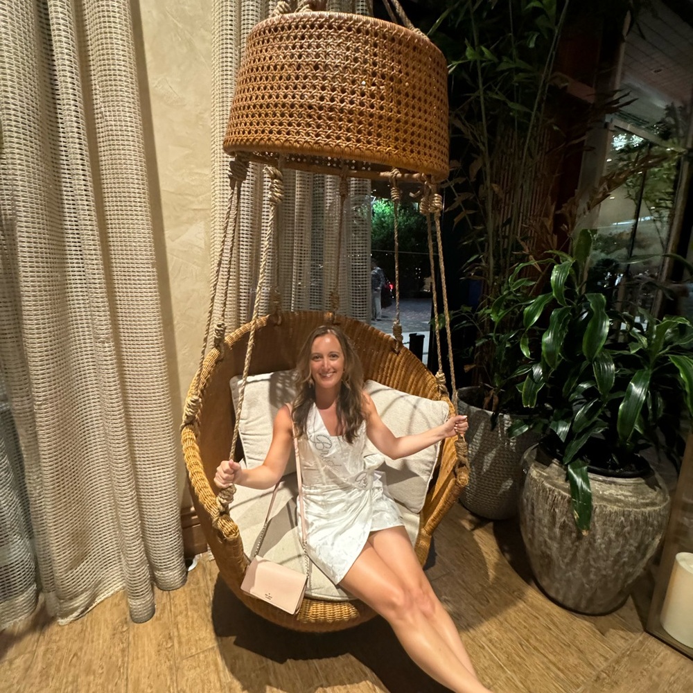 It Is V. Chapman. A Size 2. And The Color Is A Co… - image 4